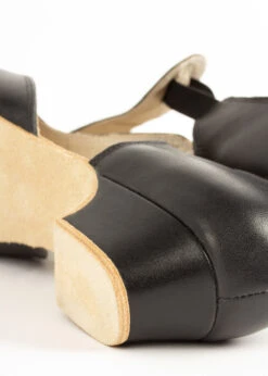 03112 Teacher Shoes -Grishko Dance Wear Store 0100000000000265 8 03112 Teacher20shoes black 1 jpg 637578133310000000