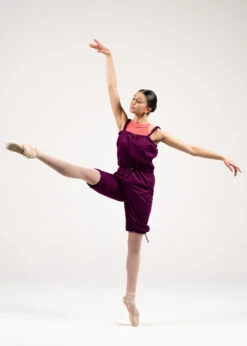 0404 BOBBIE-1, Lady’s Warm-up Shortard 31 0404 BOBBIE-1, Lady’s Warm-up Shortard -Grishko Dance Wear Store 0100000000000334 14 0404 3 jpg 638514503730000000