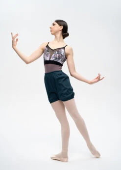 0408 BAE, Lady’s Warm-up Shorts 17 0408 BAE, Lady’s Warm-up Shorts -Grishko Dance Wear Store 0100000000003233 5 0408 1 jpg 638376268690000000